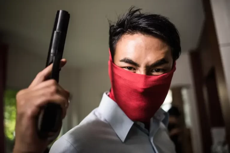 Top pistol handgun weapons